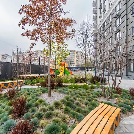 Apartment стильные апартаменты,метро вырлица,метро харьковская Kyiv